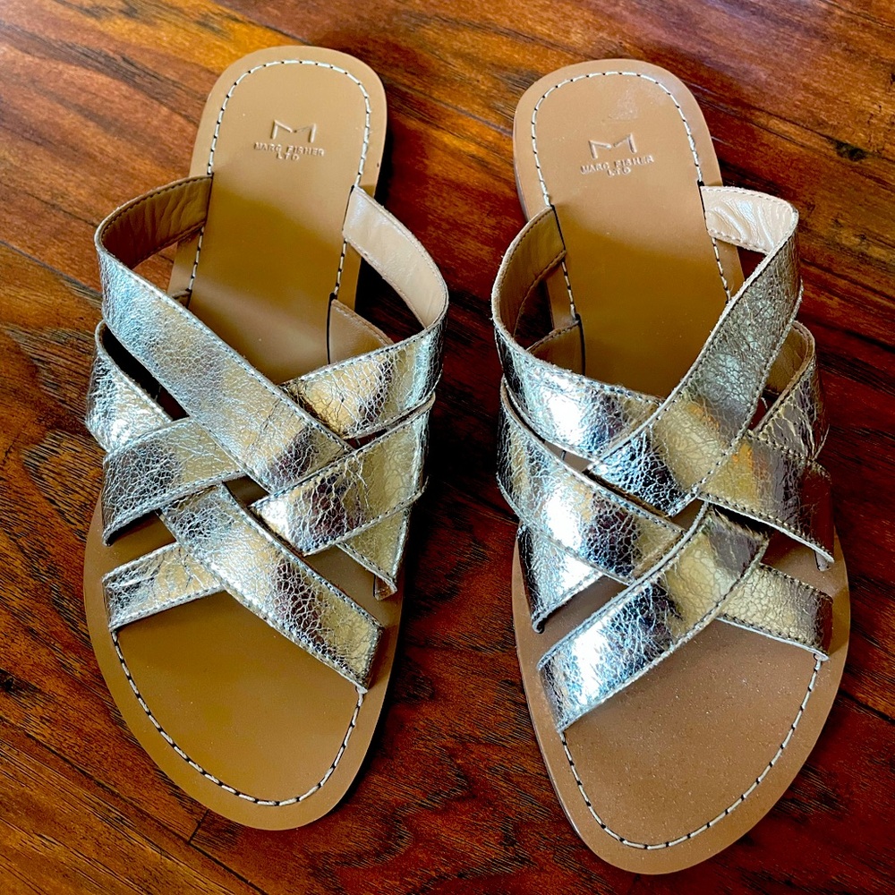Marc Fisher LTD gold leather sandal – size 8 – EUC!
